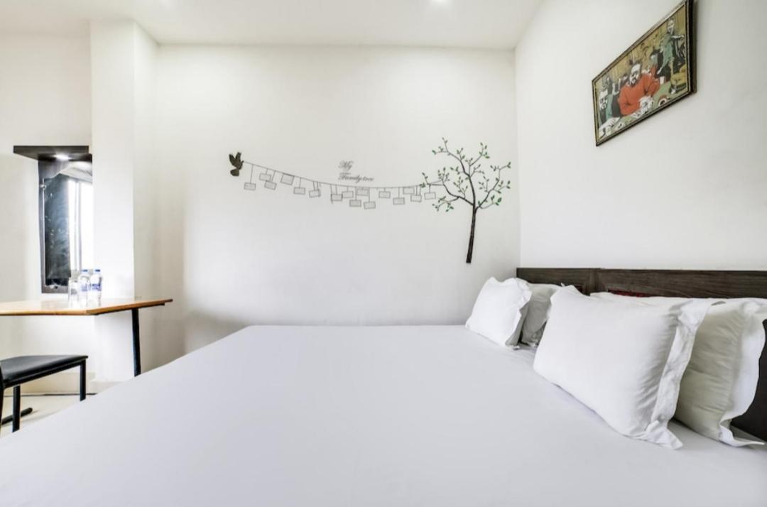 Hotel Executive Inn Hailakandi 外观 照片