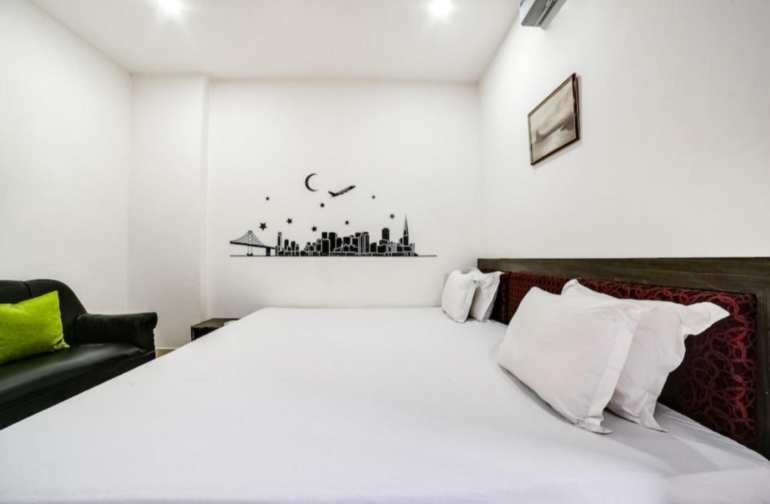 Hotel Executive Inn Hailakandi 外观 照片