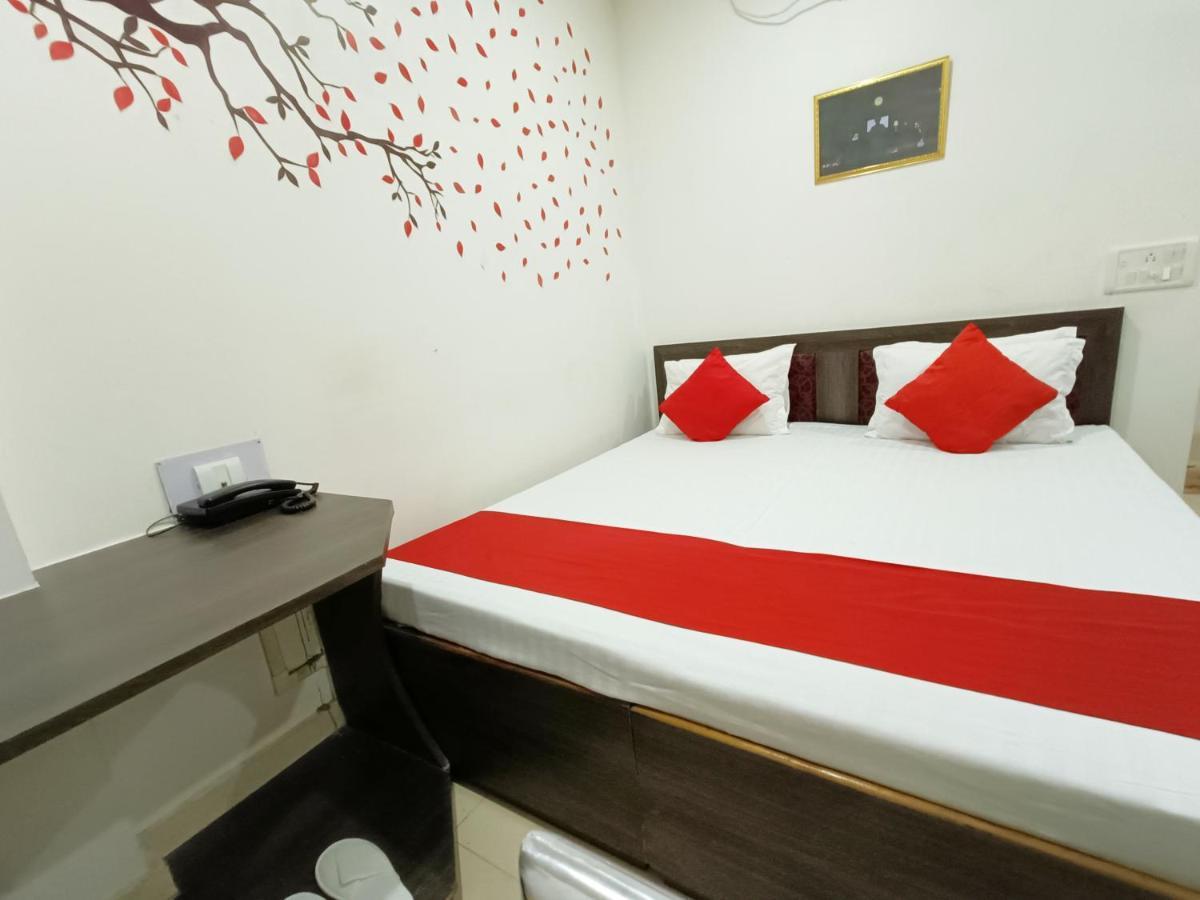 Hotel Executive Inn Hailakandi 外观 照片