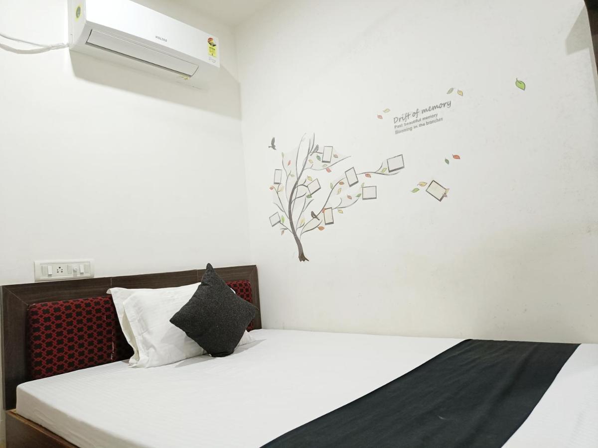 Hotel Executive Inn Hailakandi 外观 照片