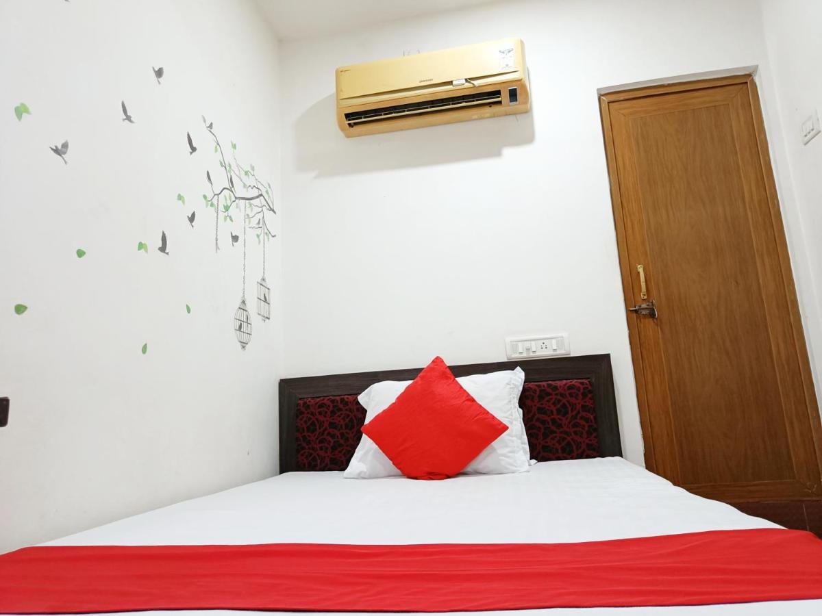 Hotel Executive Inn Hailakandi 外观 照片
