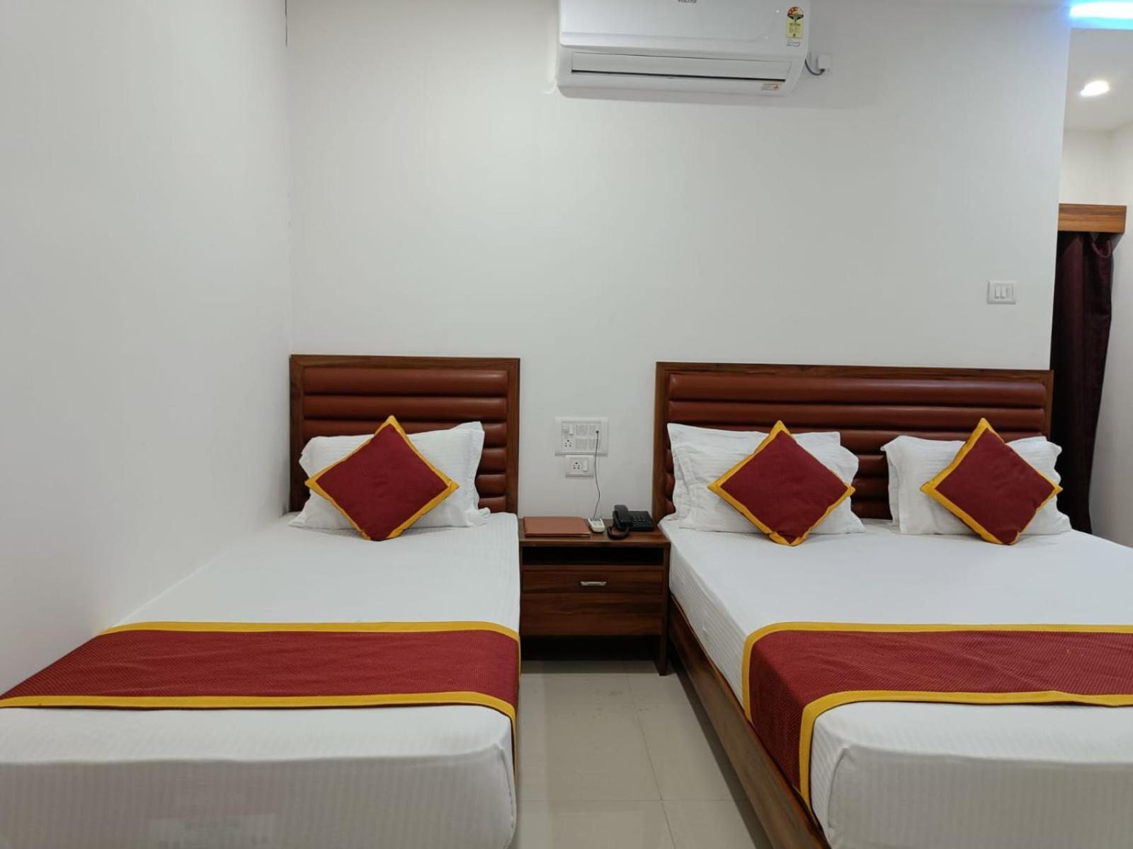 Hotel Executive Inn Hailakandi 外观 照片