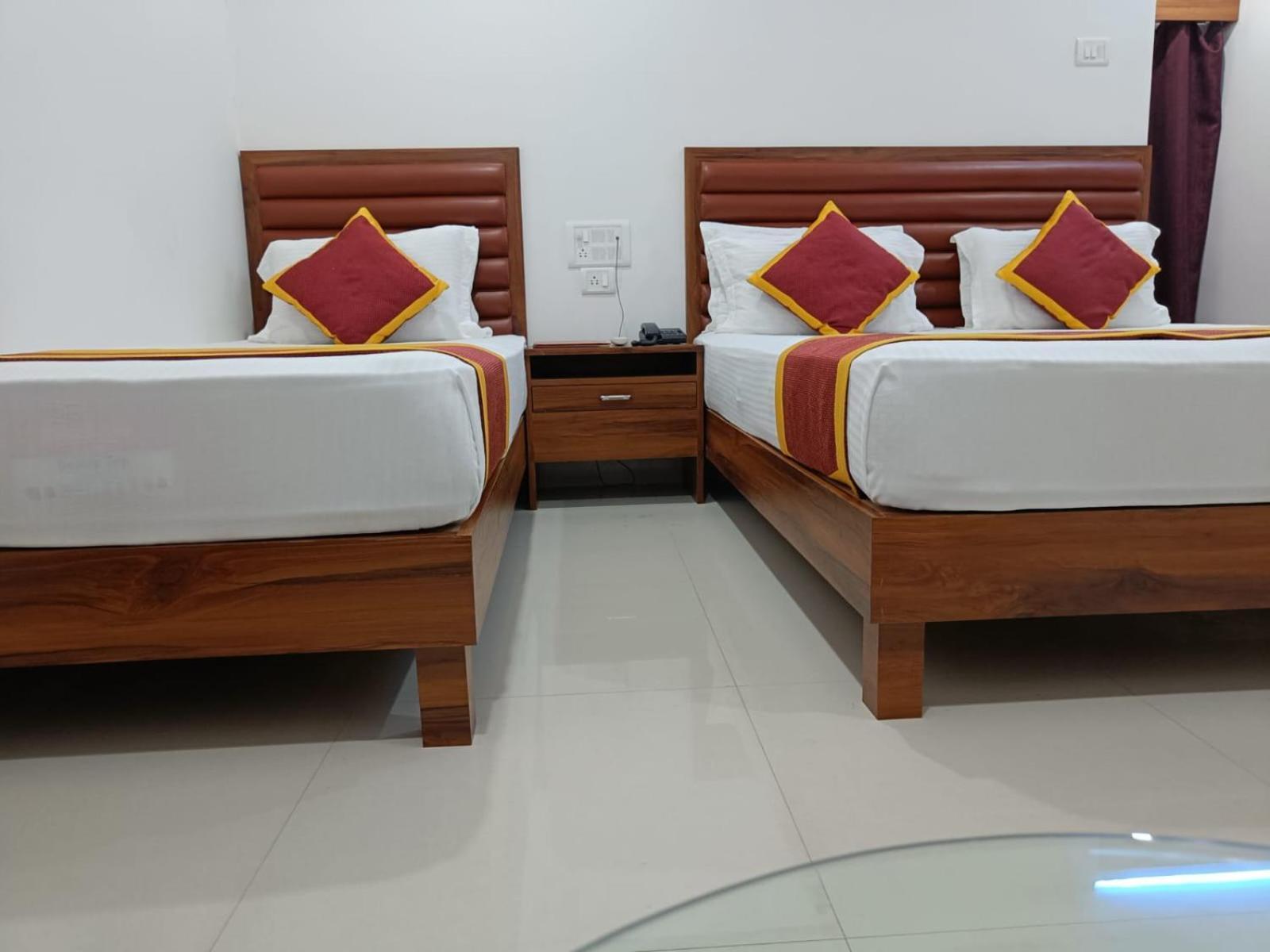 Hotel Executive Inn Hailakandi 外观 照片