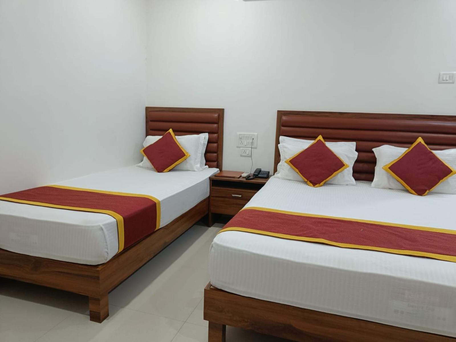 Hotel Executive Inn Hailakandi 外观 照片