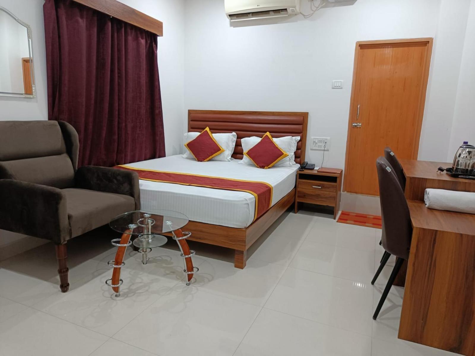 Hotel Executive Inn Hailakandi 外观 照片