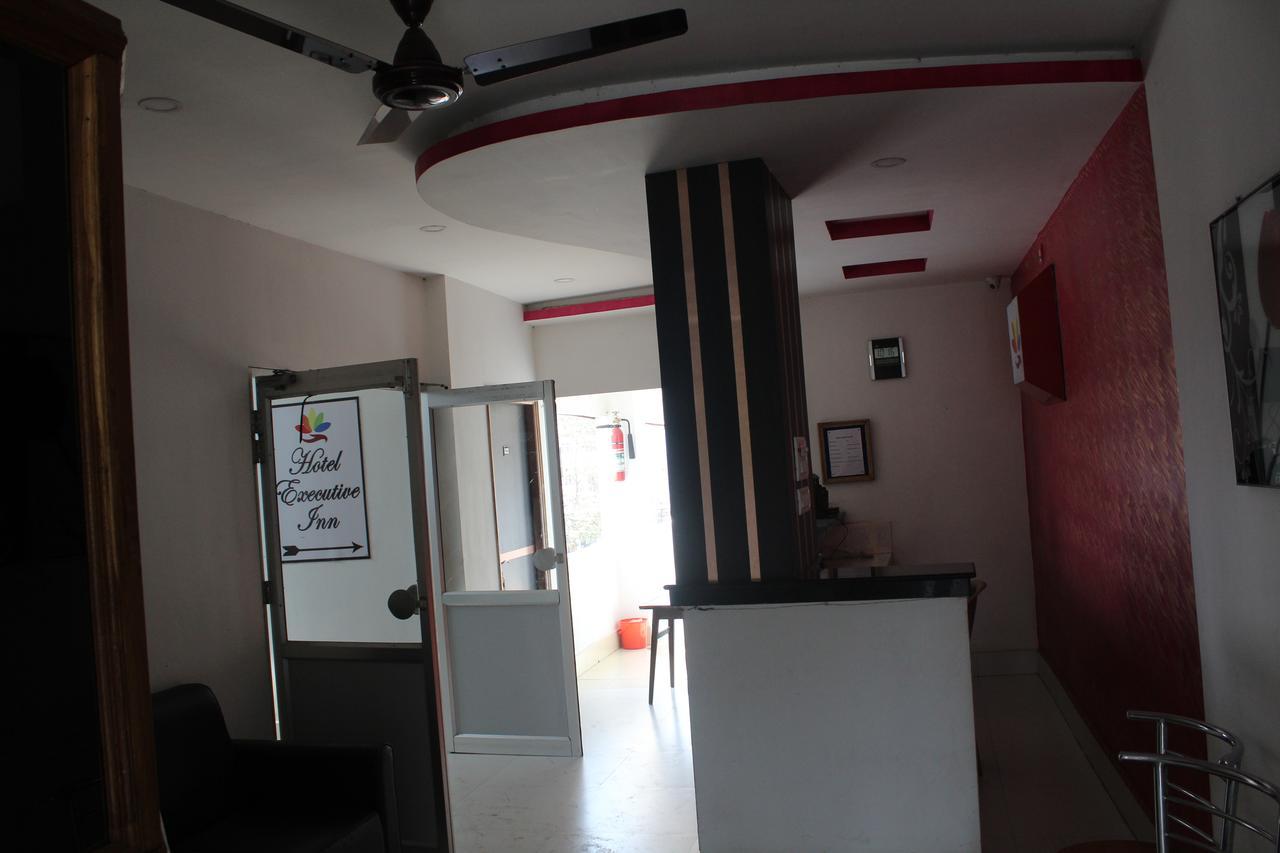 Hotel Executive Inn Hailakandi 外观 照片